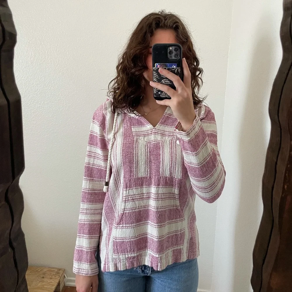 Pink Poncho - Picture 3 of 3